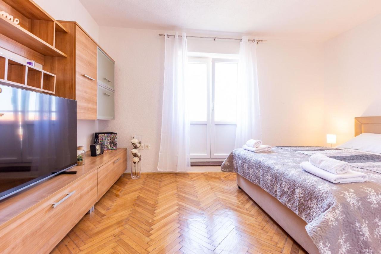 Bobo Central 2Br Apartment Zadar Exterior photo