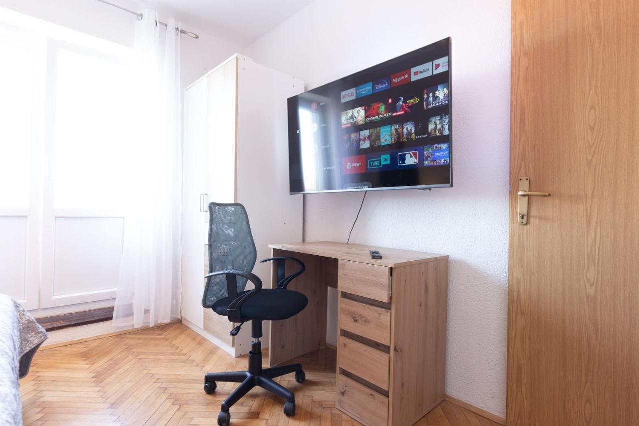 Bobo Central 2Br Apartment Zadar Exterior photo